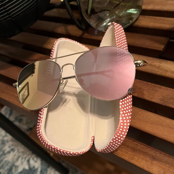 SOJOS Sunglasses - Picture 4 of 10